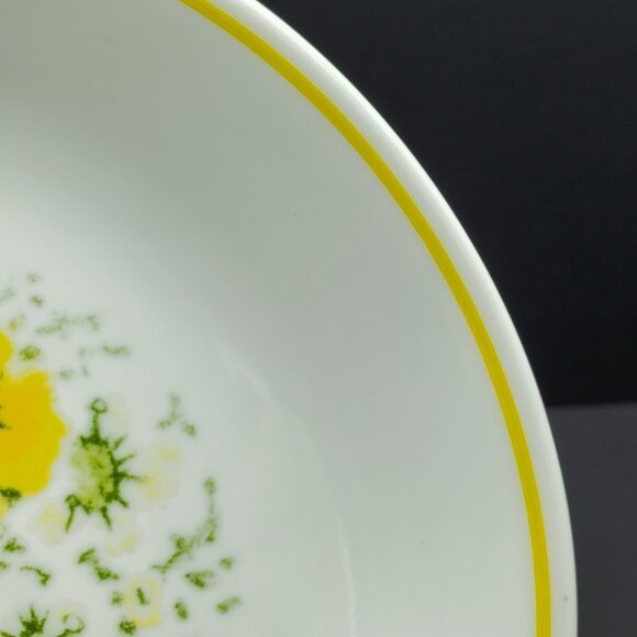 Corelle April Luncheon Salad Plates Yellow White Daisies Floral Plates - Picture 4 of 6